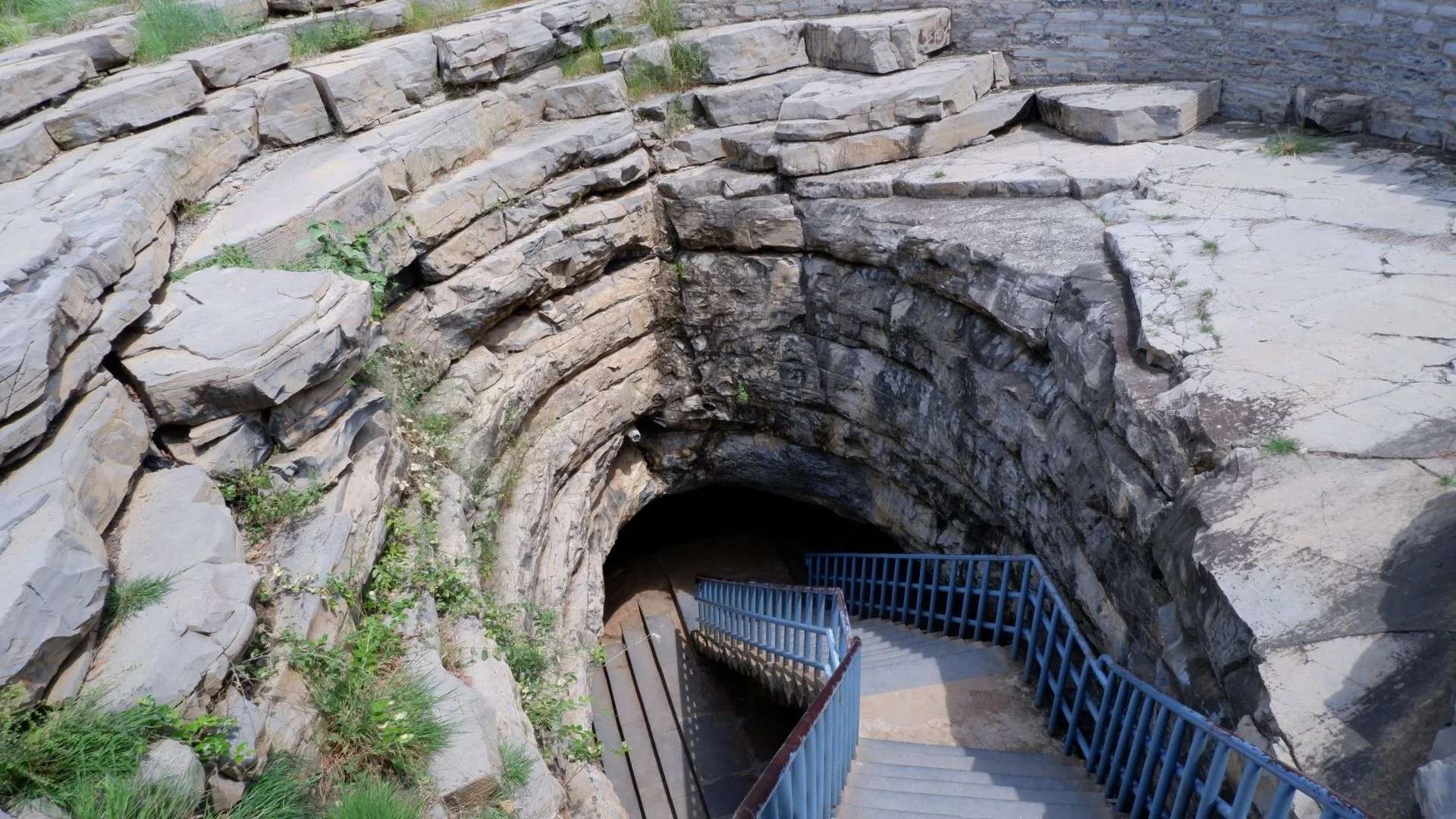 Belum Caves